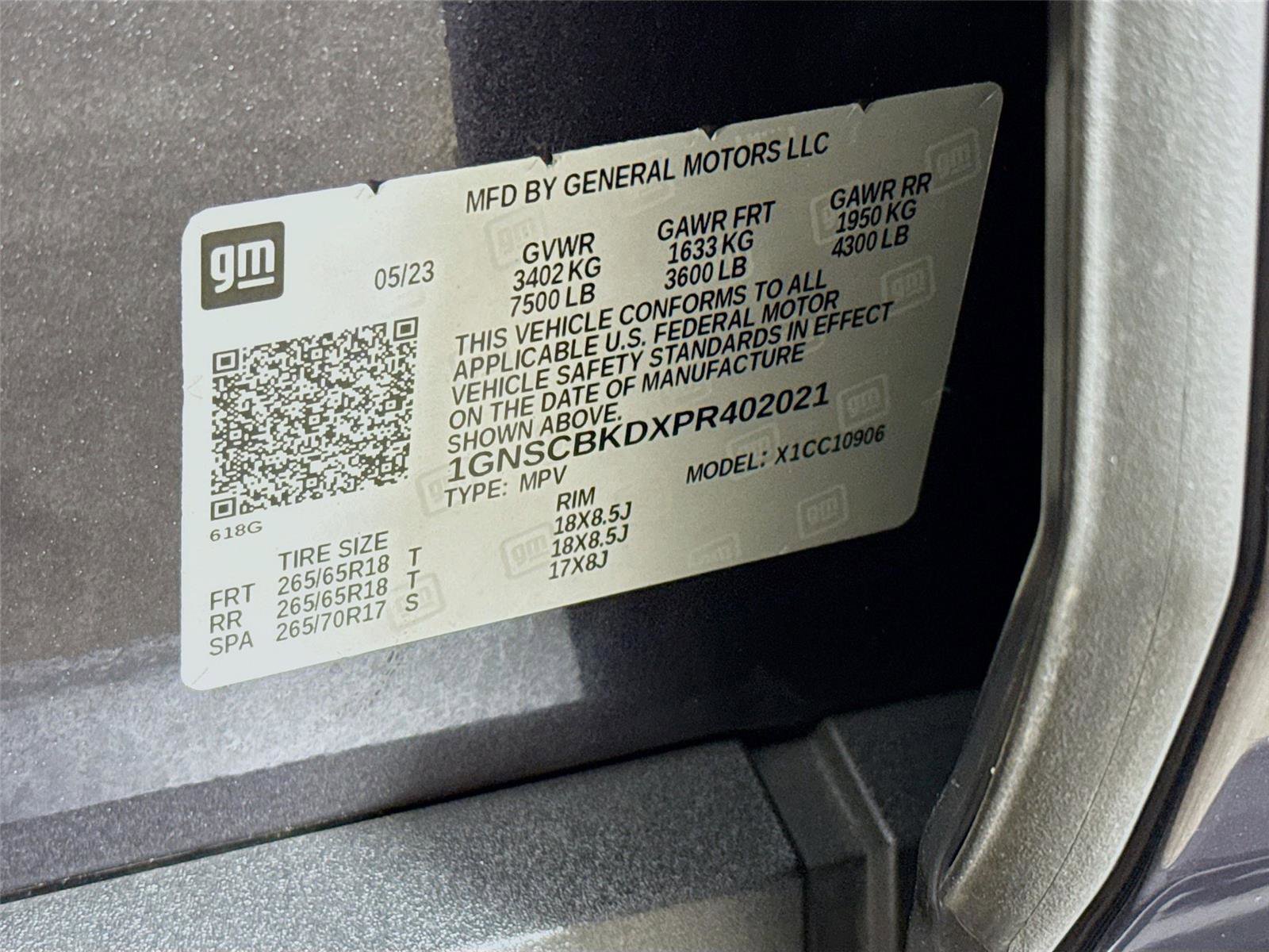 Used 2023 Chevrolet Suburban LS image 34