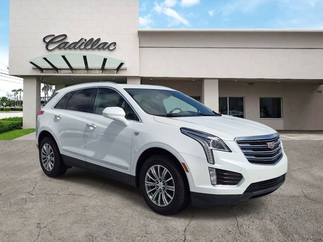 Used 2018 Cadillac XT5 Luxury w/ Driver Awareness Package image 7