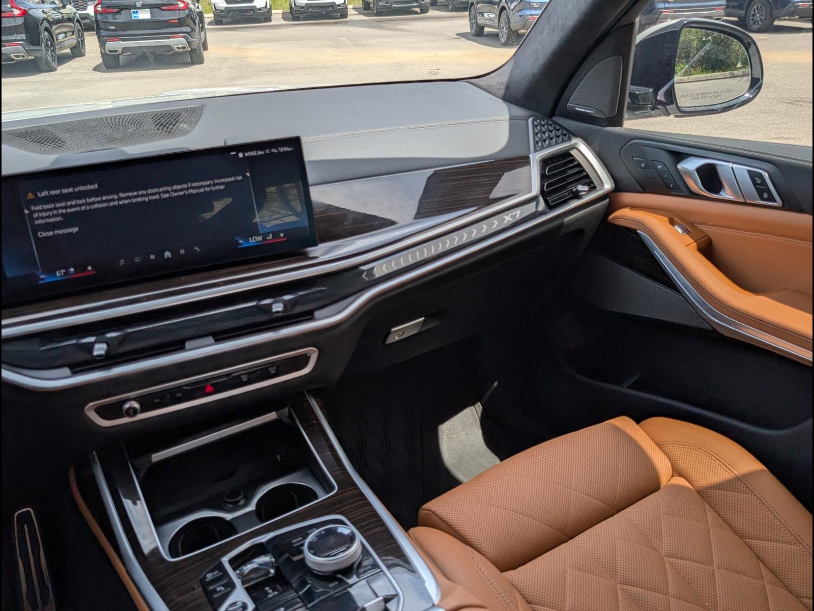 Used 2024 BMW X7 xDrive40i w/ Executive Package image 9