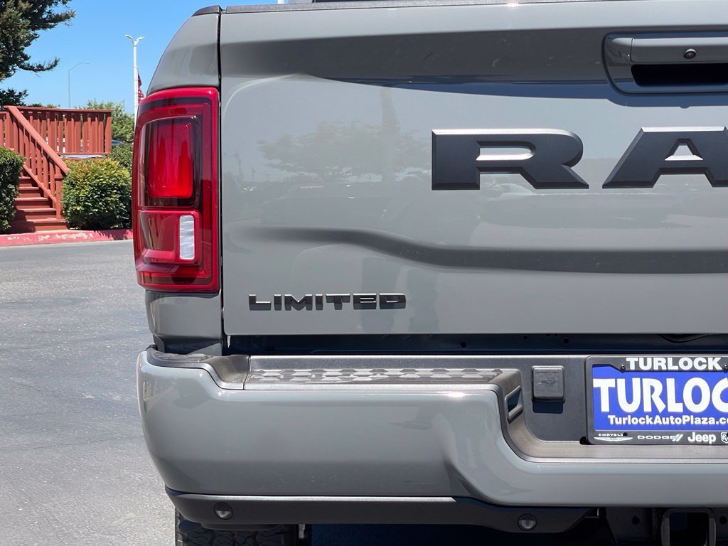 New 2026 RAM 2500 Limited AWD/4WD image 6