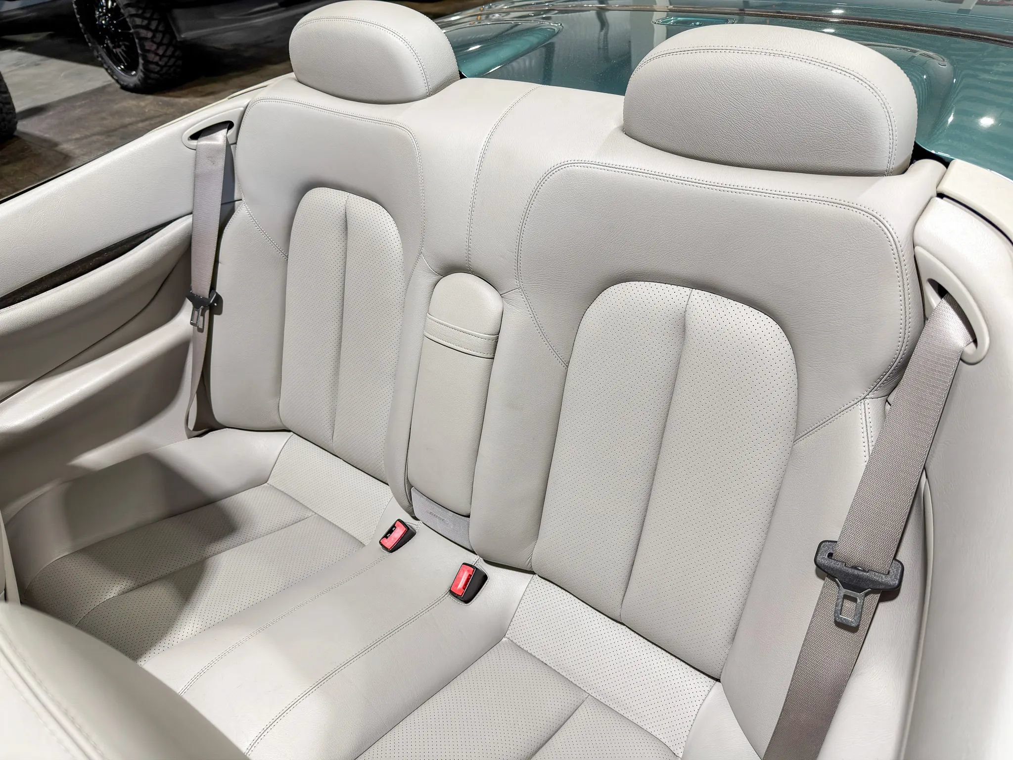 Used 1999 Mercedes-Benz CLK 320 Cabriolet image 6