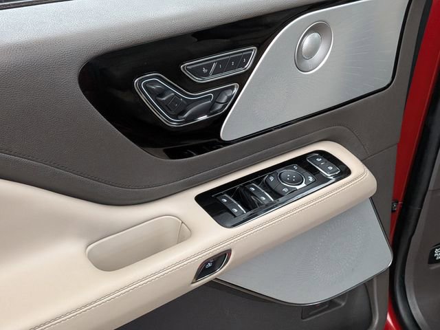 Used 2021 Lincoln Aviator Grand Touring w/ Equipment Group 302A image 15