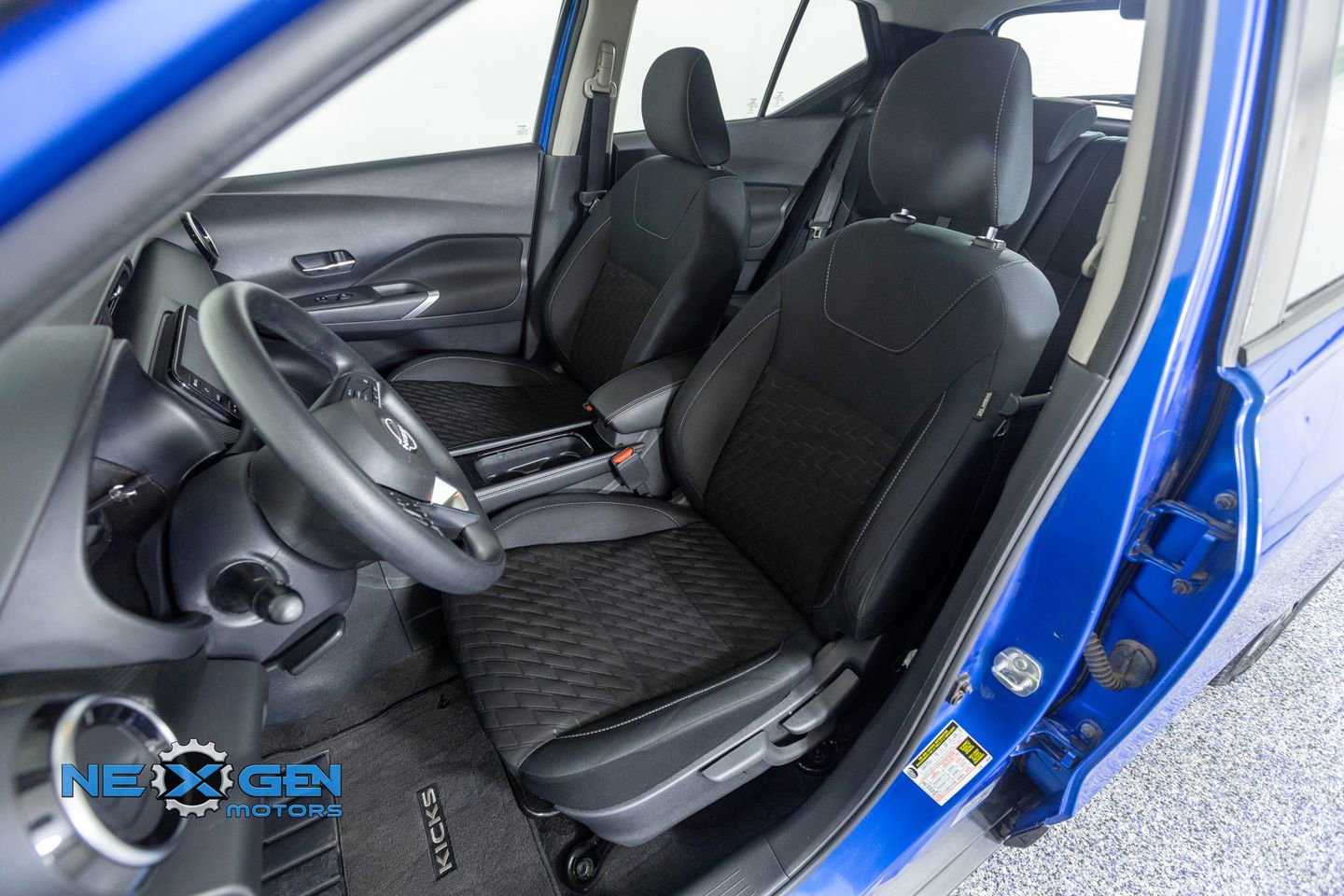 Used 2022 Nissan Kicks SV FWD image 22