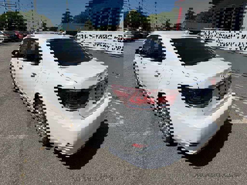 Used 2013 Lexus LS 460 w/ Comfort Pkg RWD image 7