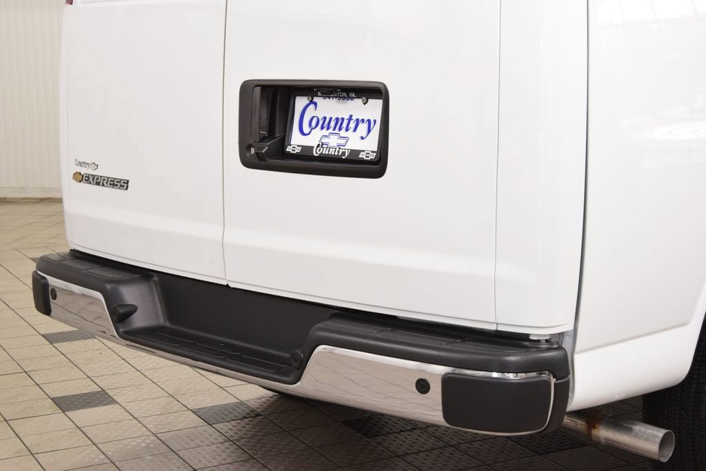 New 2026 Chevrolet Express 3500 Extended w/ Driver Convenience Package RWD image 13