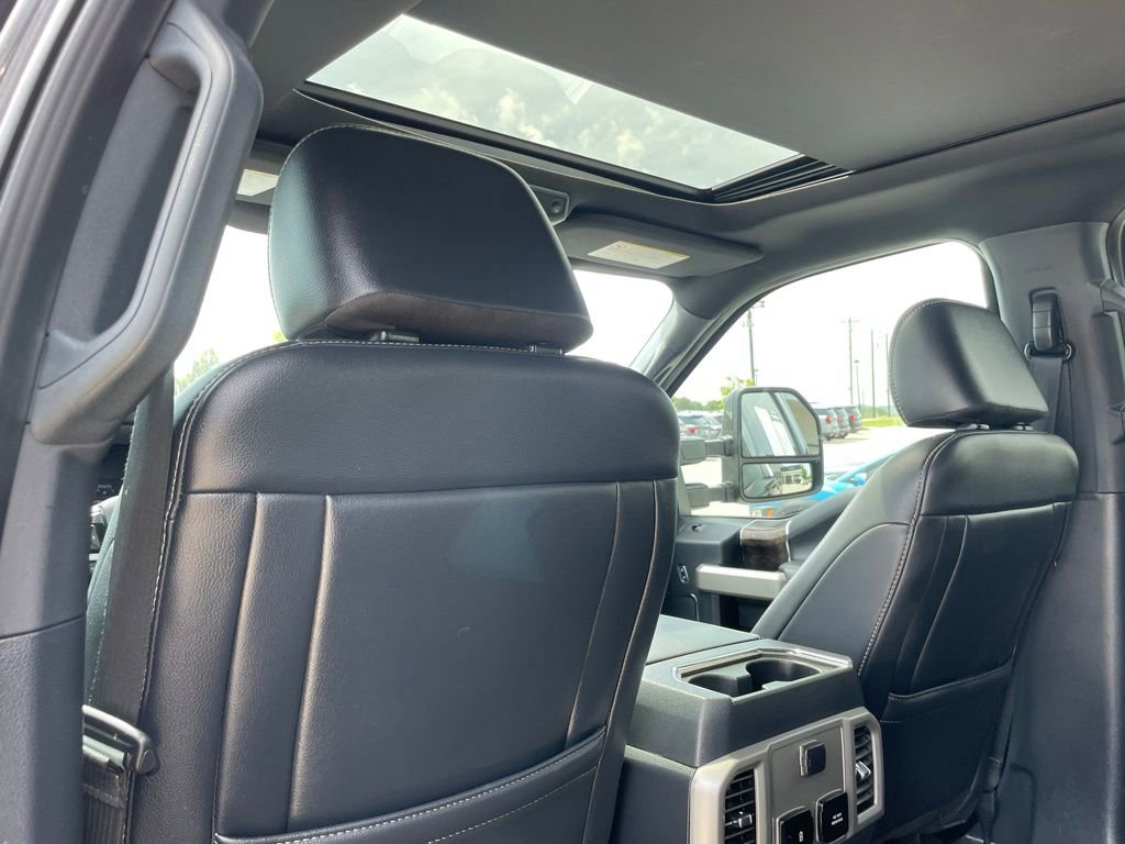 Used 2022 Ford F250 Lariat w/ Tremor Off-Road Package AWD/4WD image 23