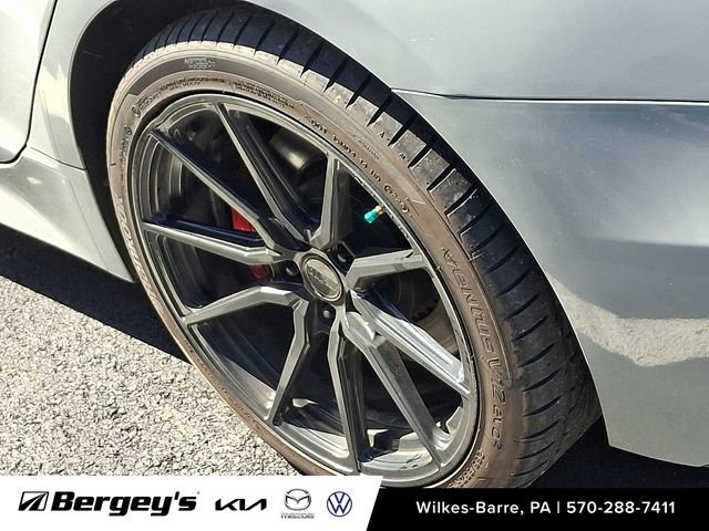 Used 2023 Kia Stinger GT2 RWD image 9