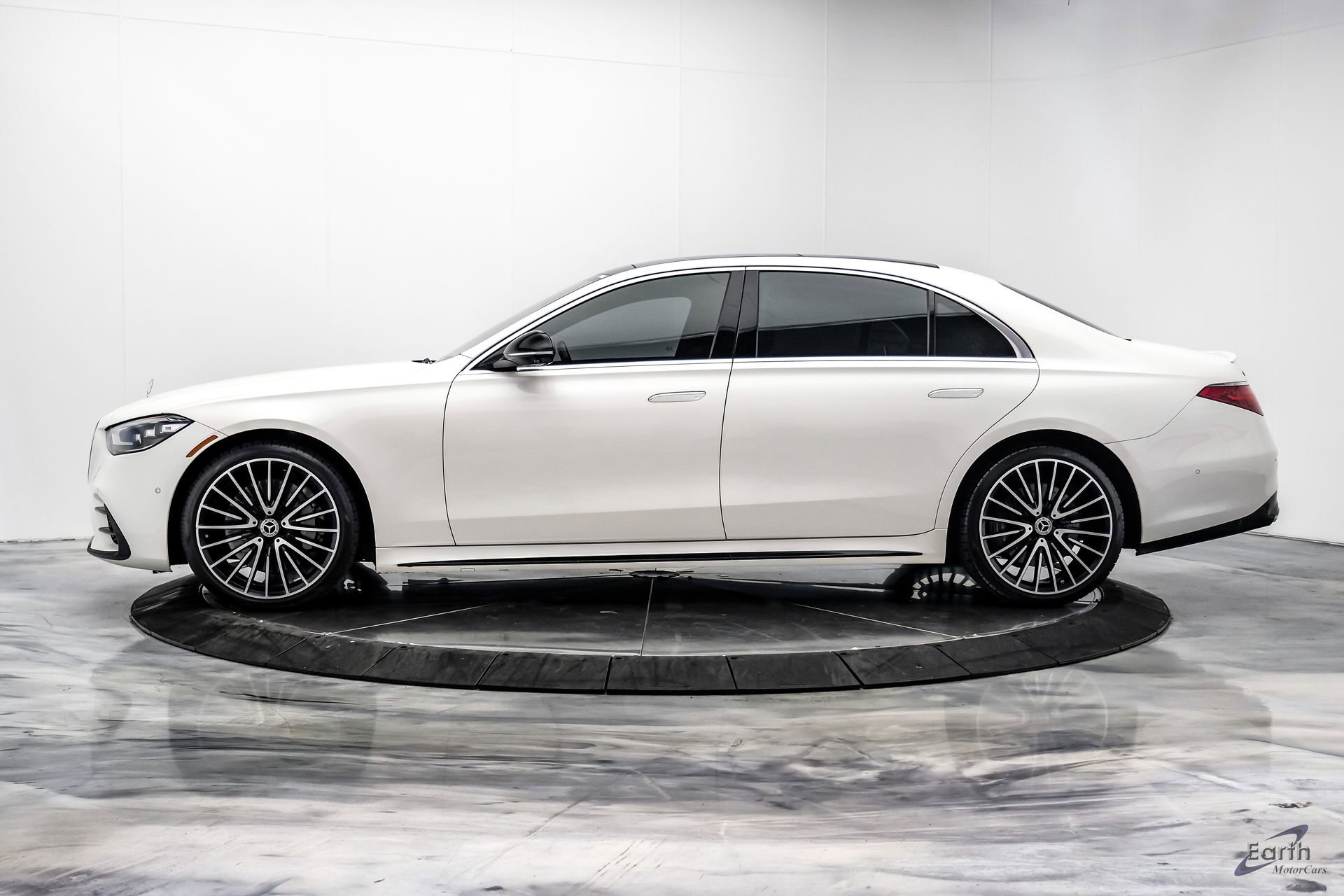 Used 2022 Mercedes-Benz S 580 4MATIC Sedan image 7