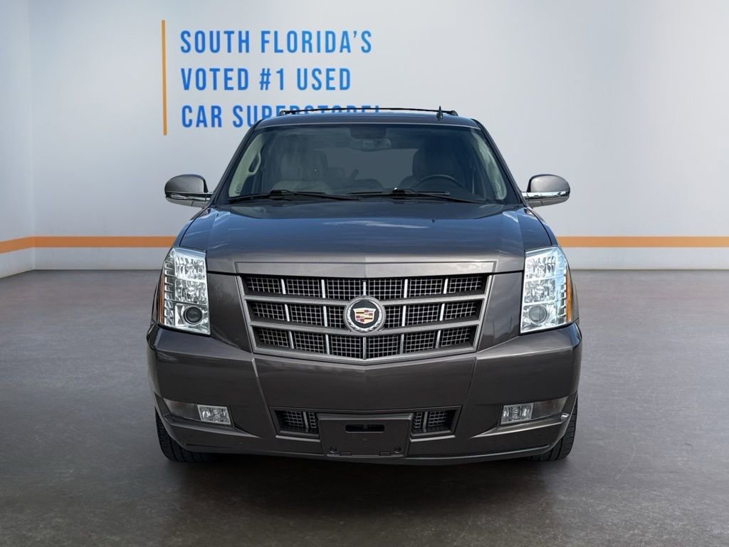 Used 2014 Cadillac Escalade Premium image 9