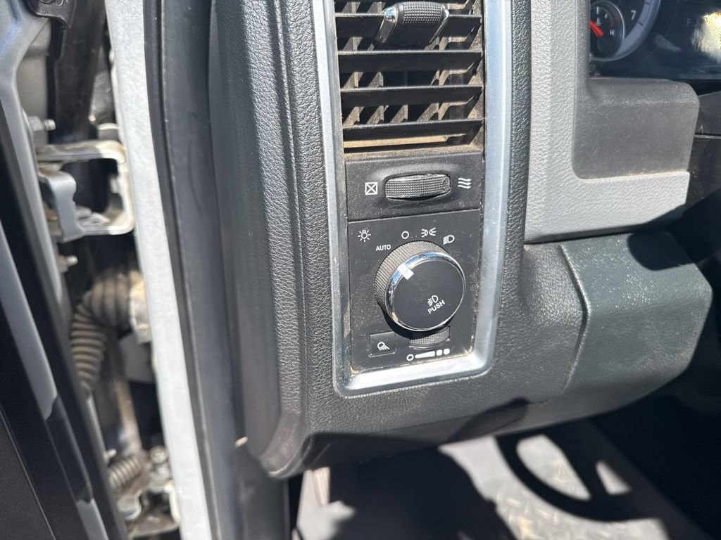 Used 2015 RAM 1500 Big Horn AWD/4WD image 14
