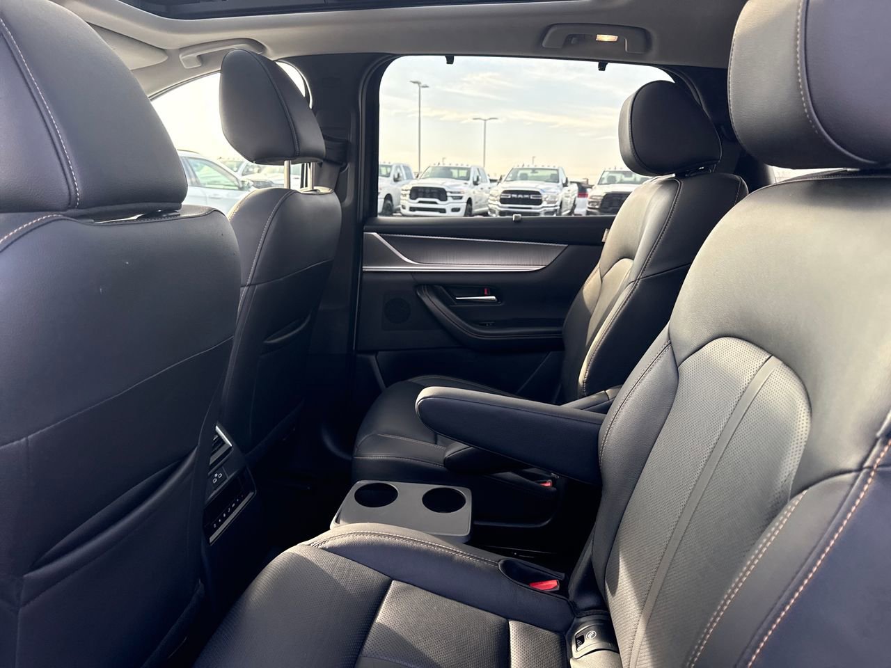 Used 2024 MAZDA CX-90 3.3 Turbo w/ Premium Package image 14