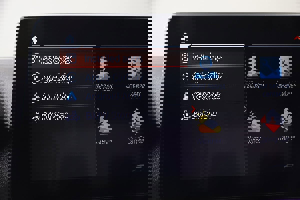 Used 2023 BMW 540i xDrive w/ M Sport Package image 40