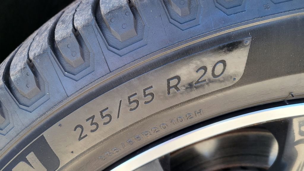 Used 2022 Lexus RX 350L FWD w/ Premium Package image 16