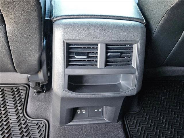 Used 2021 Volkswagen Atlas Cross Sport SEL FWD image 19
