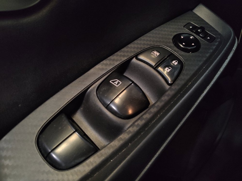 Used 2020 Nissan Sentra S FWD image 27
