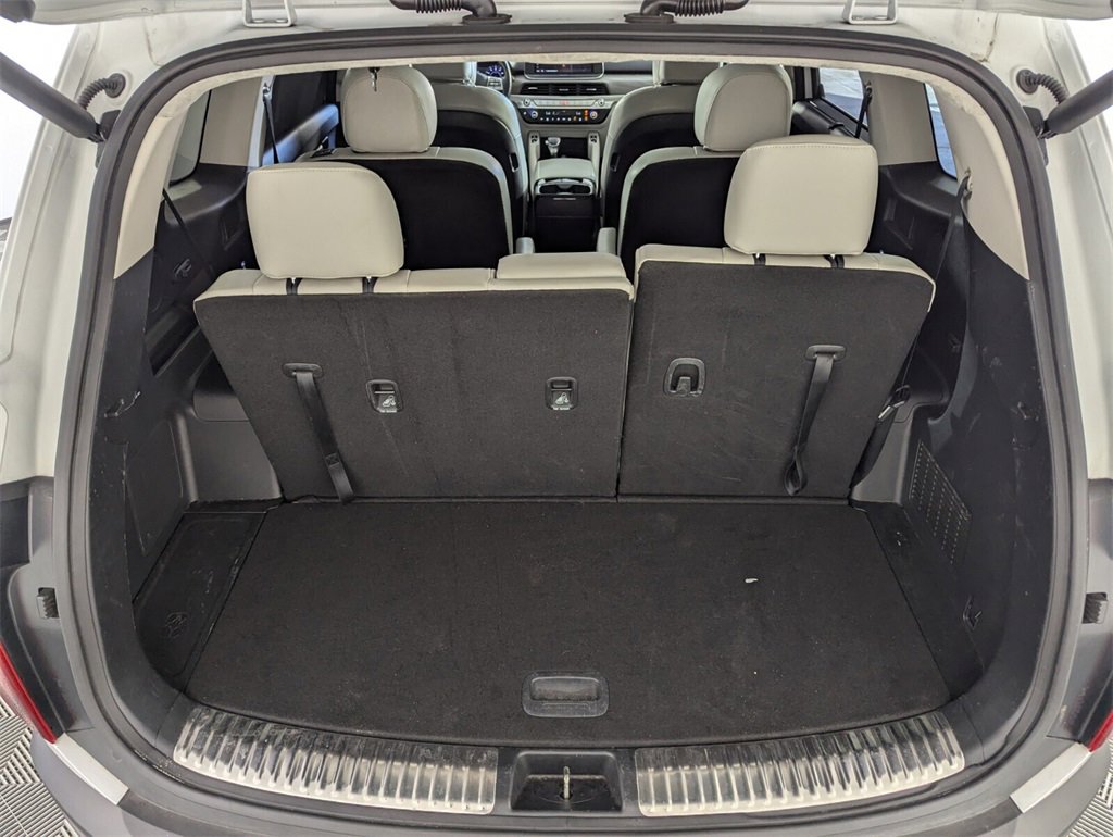 Used 2022 Kia Telluride SX w/ SX Prestige Package image 19
