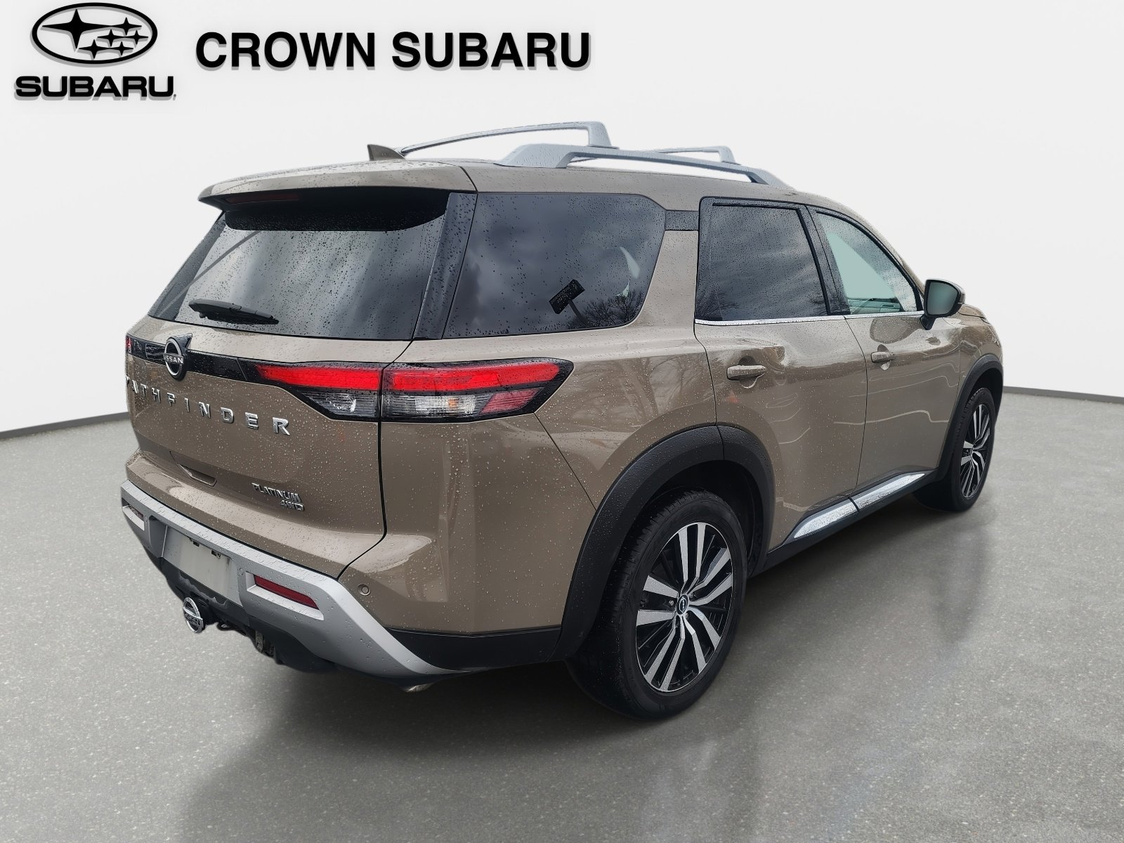 Used 2023 Nissan Pathfinder Platinum w/ Cargo Package image 5