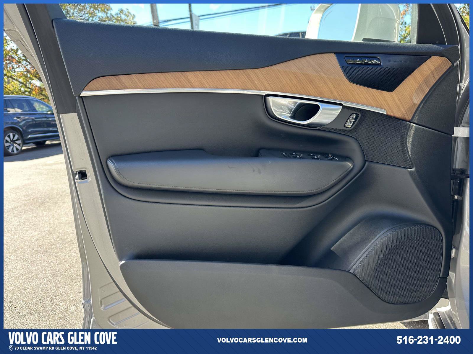 Used 2023 Volvo XC90 B6 Plus w/ Protection Package Premier AWD/4WD image 13