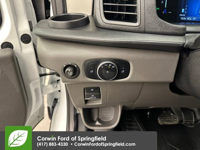 New 2026 Ford Transit 250 148 Medium Roof w/ Load Area Protection Package image 26