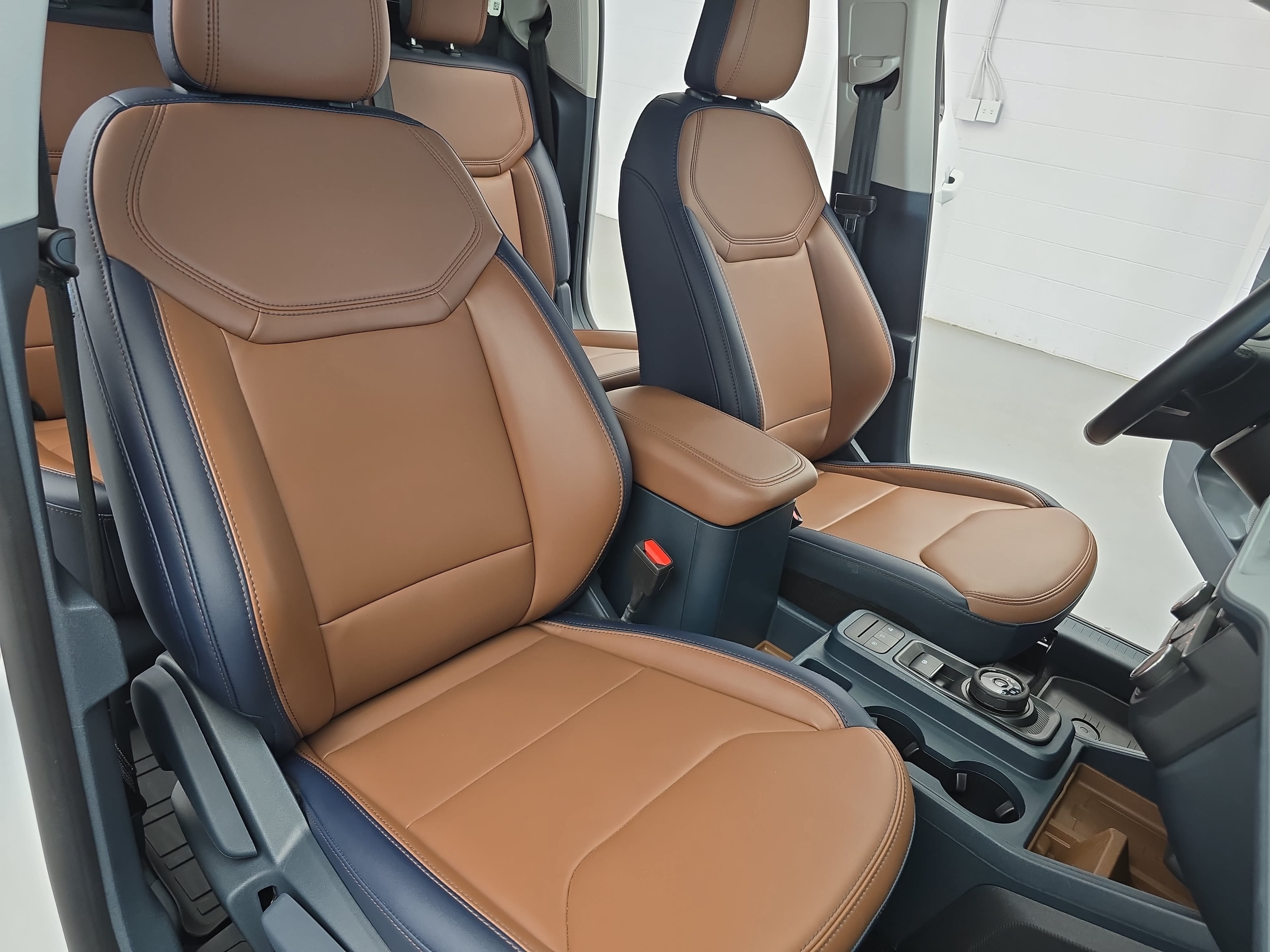 Used 2024 Ford Maverick Lariat FWD image 10