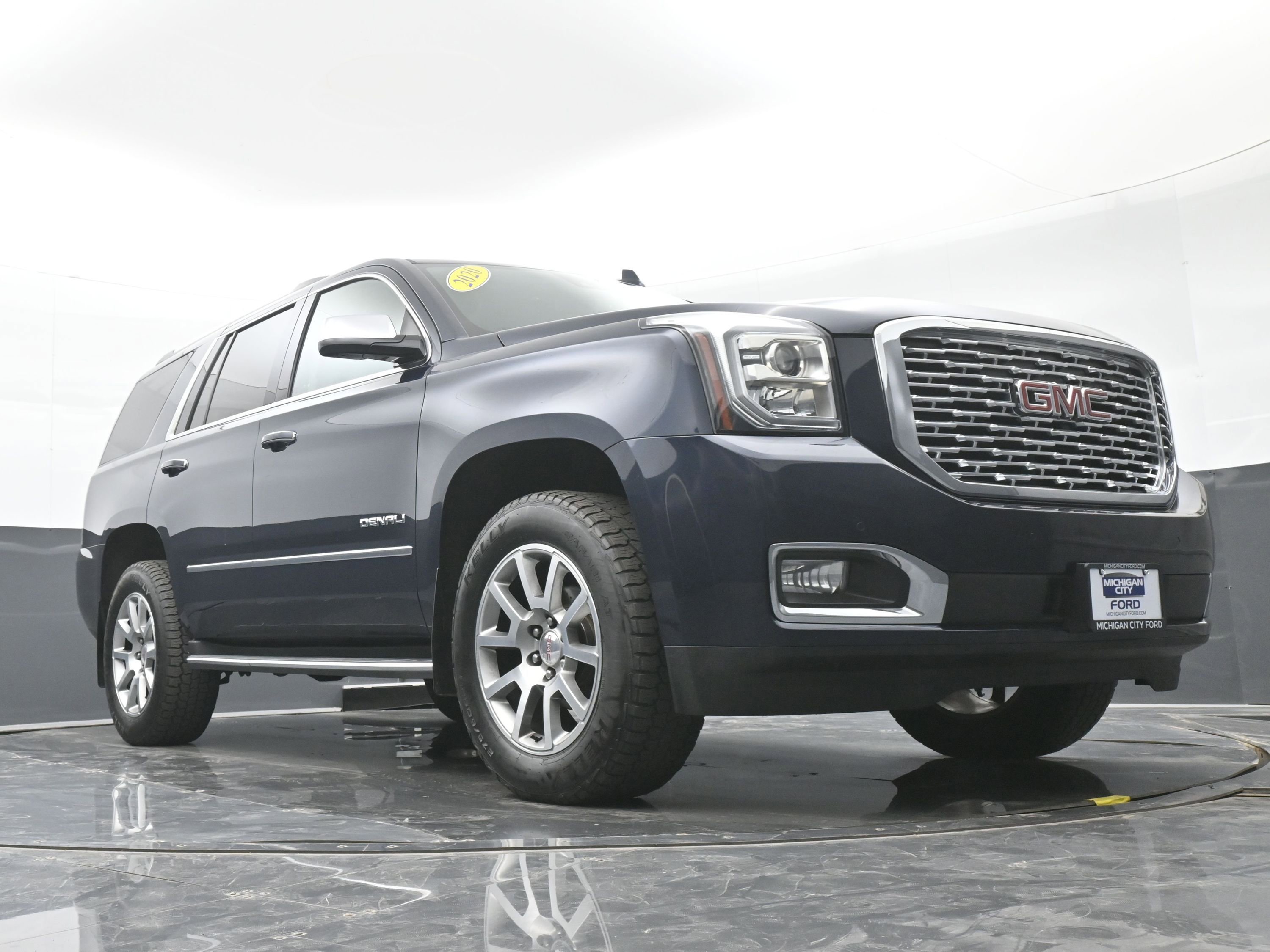 Used 2020 GMC Yukon Denali w/ Open Road Package AWD/4WD image 41