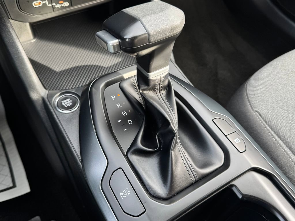 Used 2025 Kia K4 LXS image 26