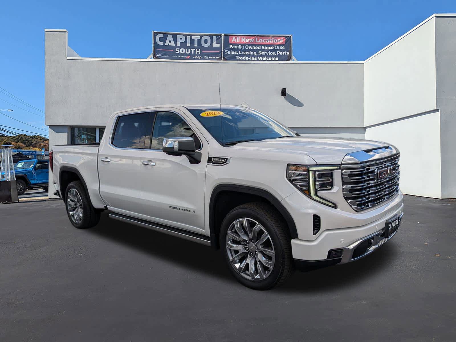 Used 2024 GMC Sierra 1500 Denali w/ Denali Reserve Package image 1