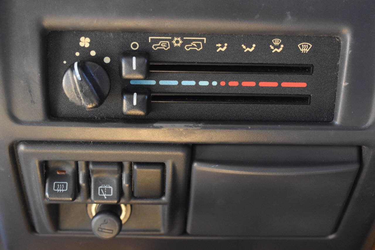 Used 1998 Jeep Wrangler Sport image 34