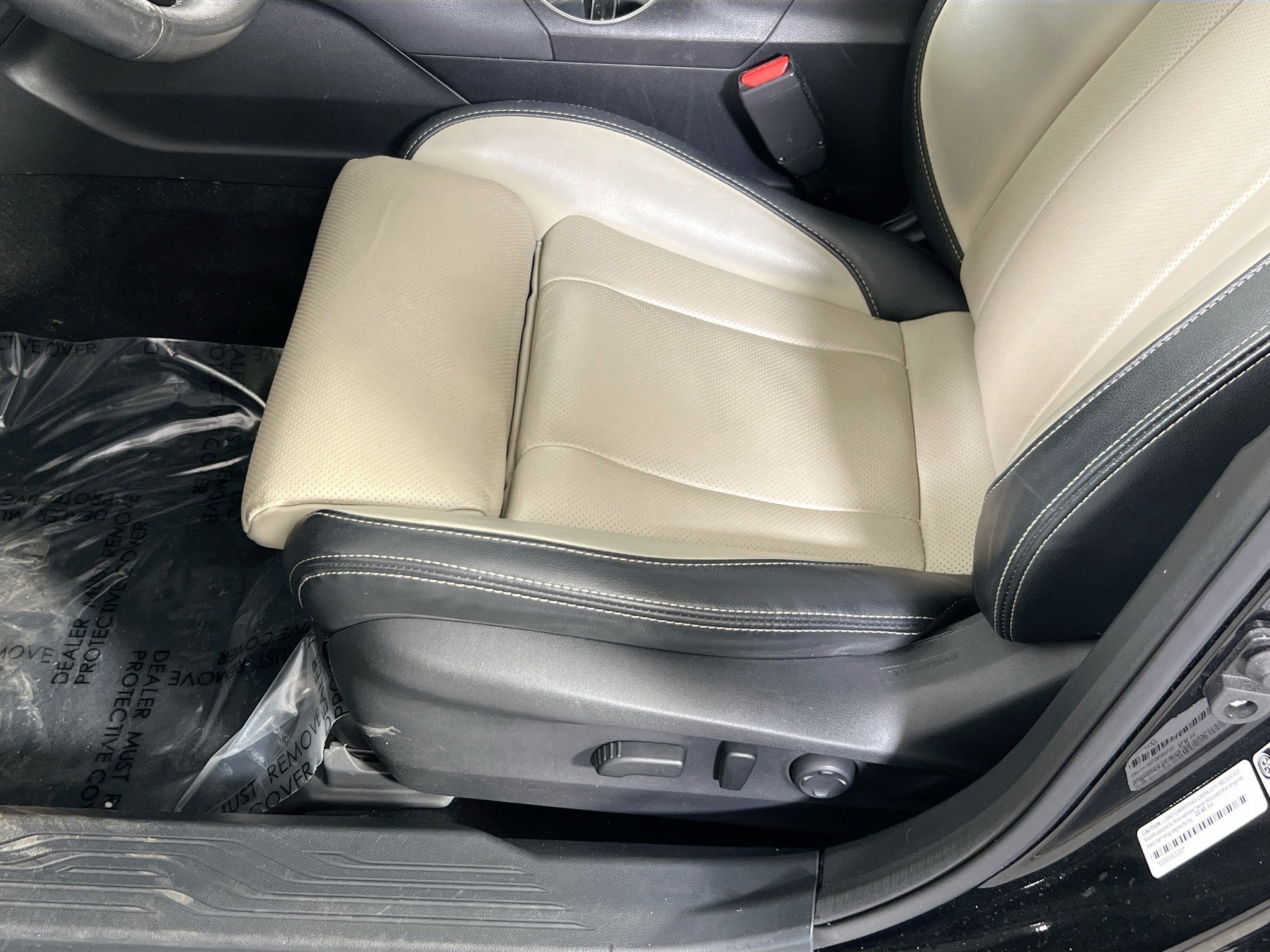 Used 2023 Subaru Outback Limited AWD/4WD image 19