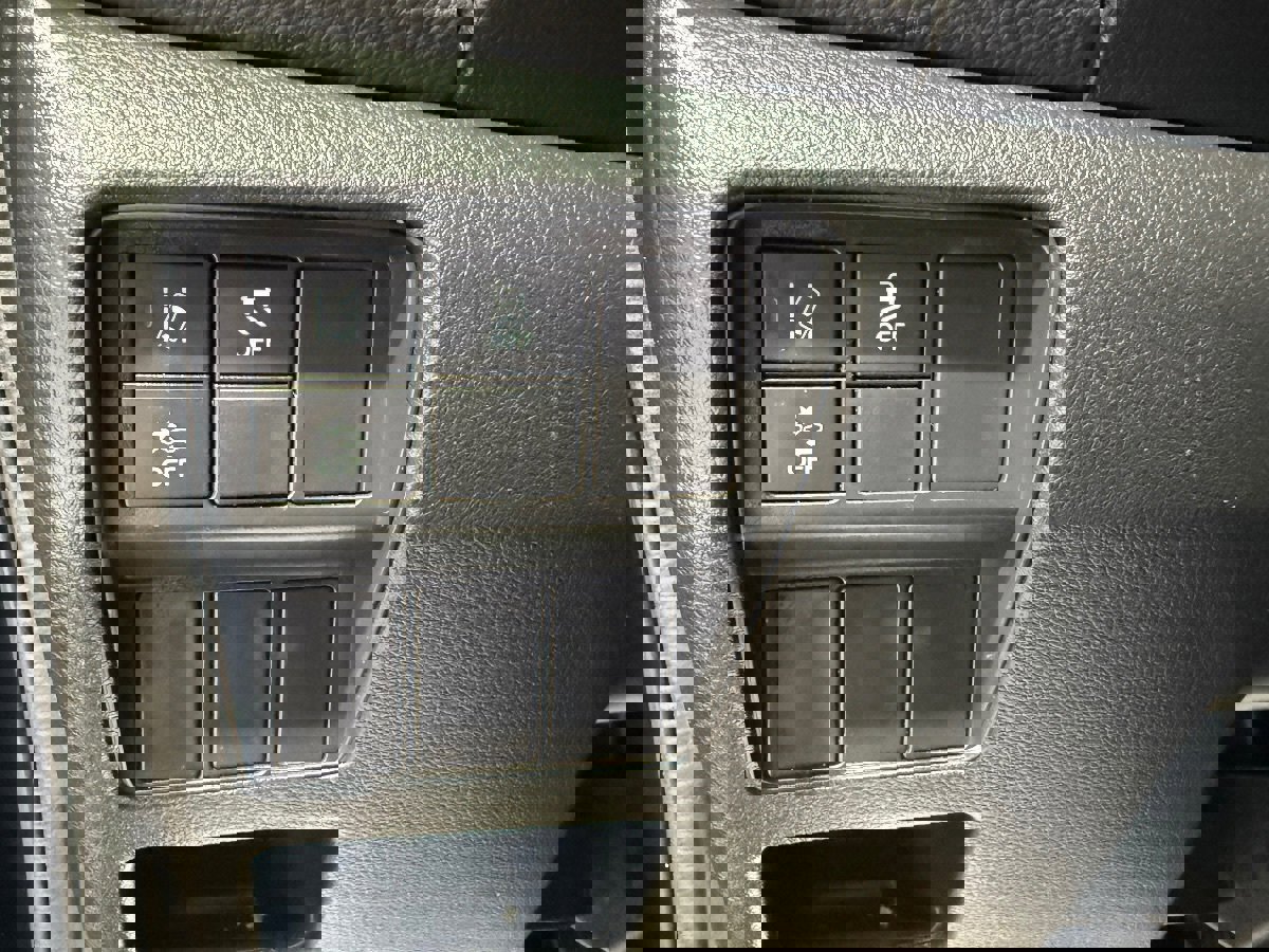 Used 2020 Honda CR-V LX image 16