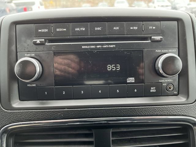 Used 2017 Dodge Grand Caravan SE image 14