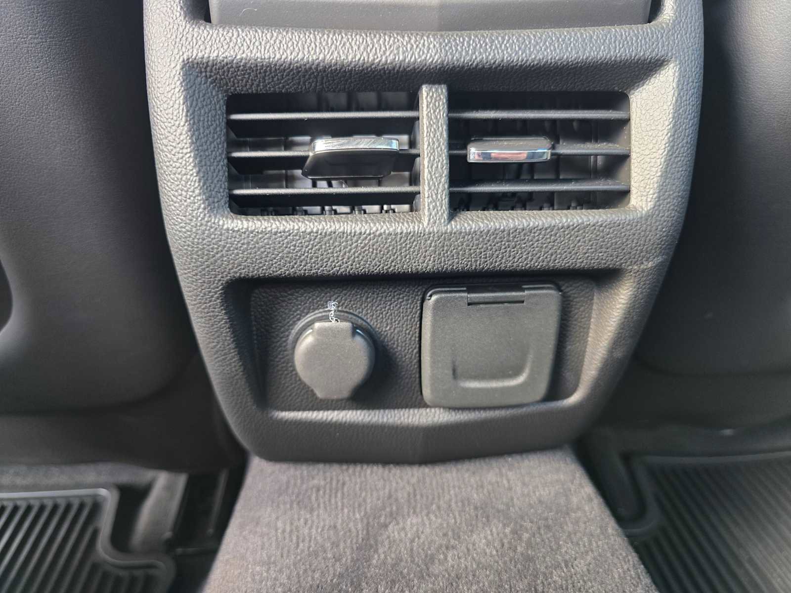 Used 2014 Cadillac ATS Luxury w/ Sun And Sound Package image 18