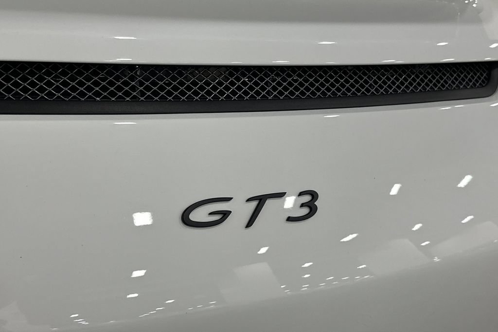 Used 2015 Porsche 911 GT3 RWD image 32