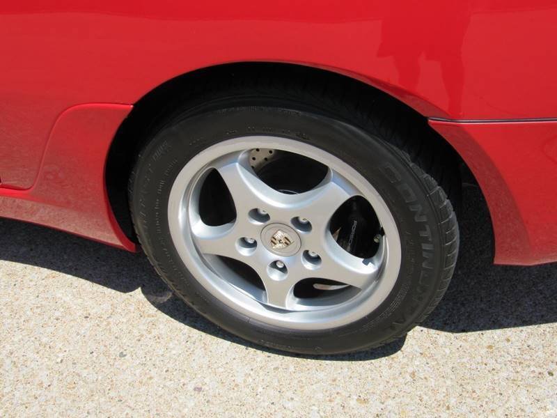 Used 1995 Porsche 968 Coupe RWD image 18