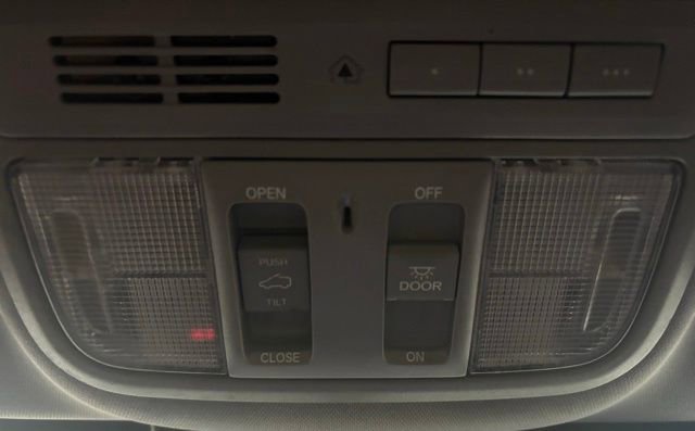 Used 2020 Honda CR-V EX-L image 31