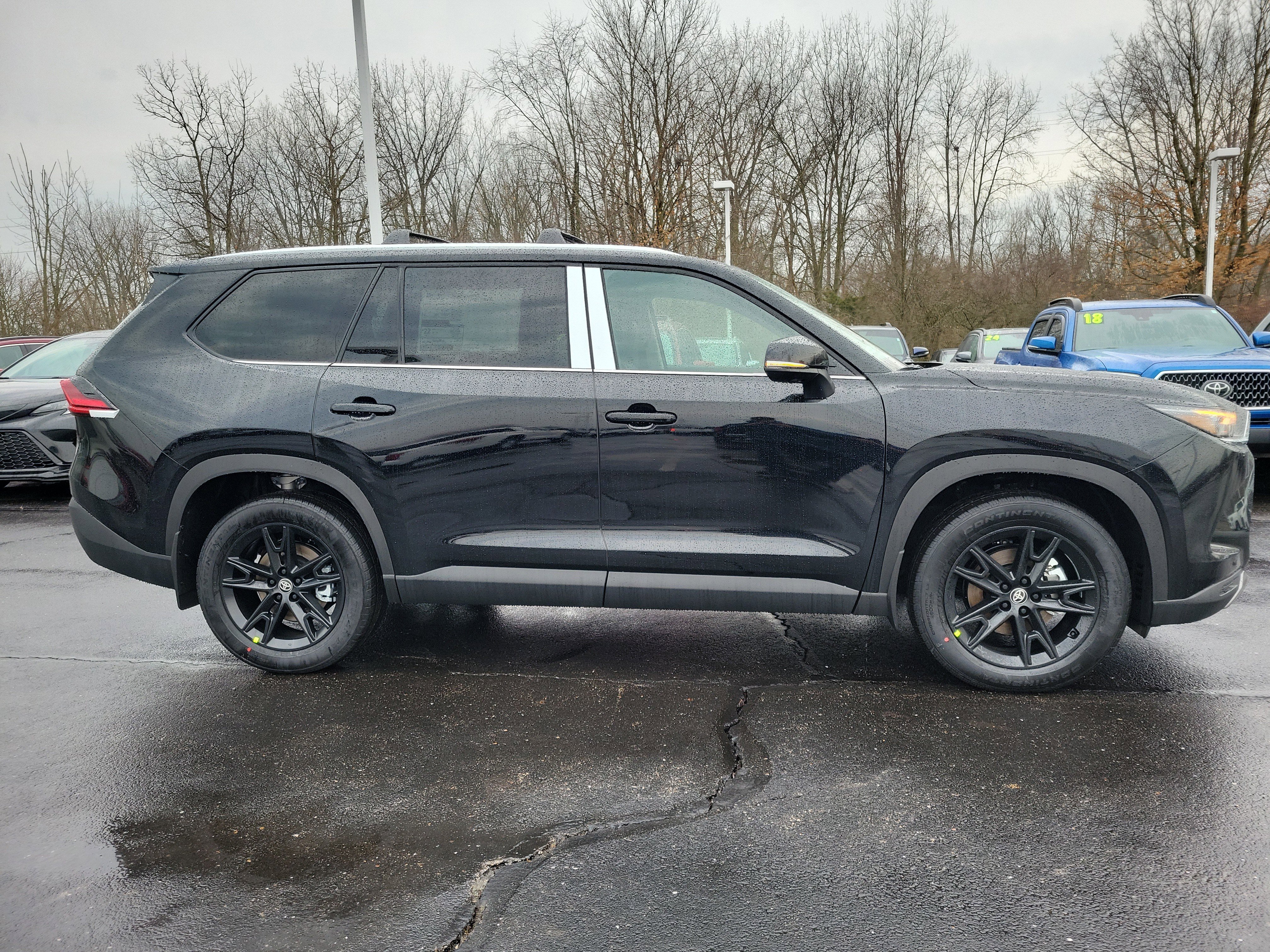 New 2026 Toyota Grand Highlander Limited image 3