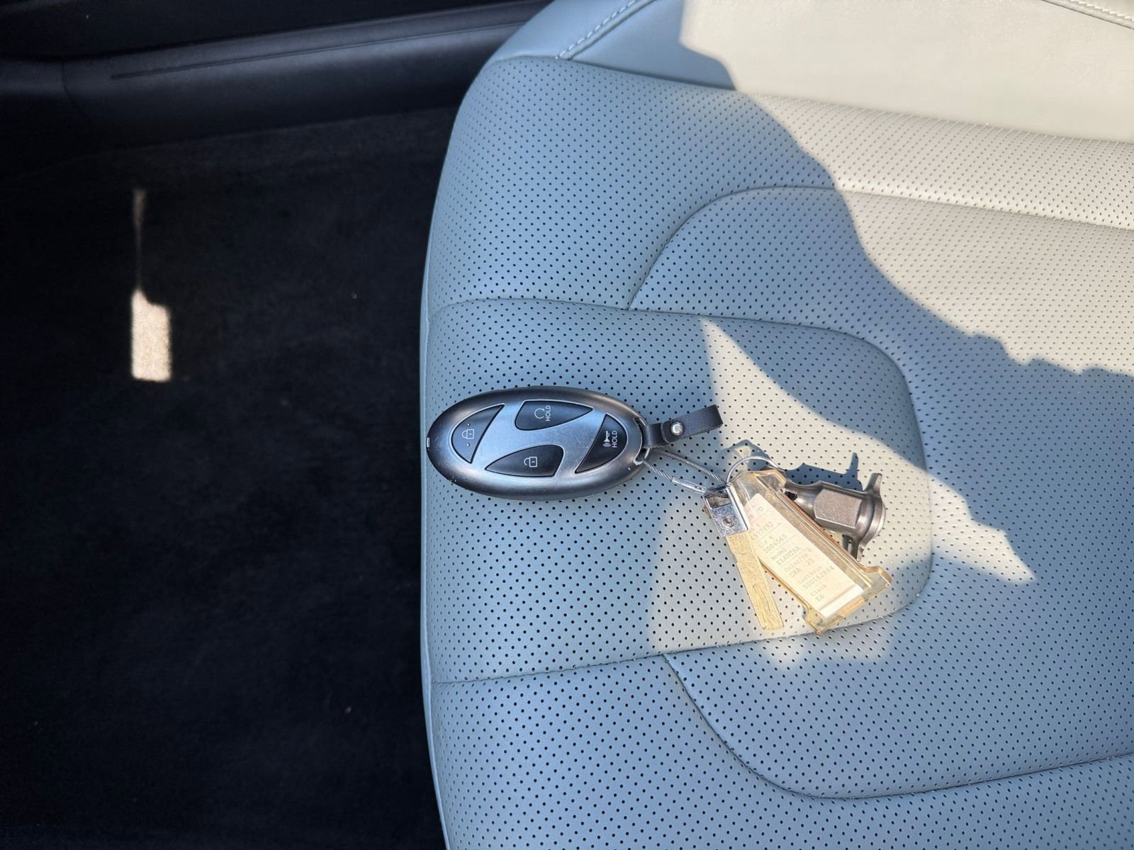 Used 2025 Hyundai Elantra Limited image 20