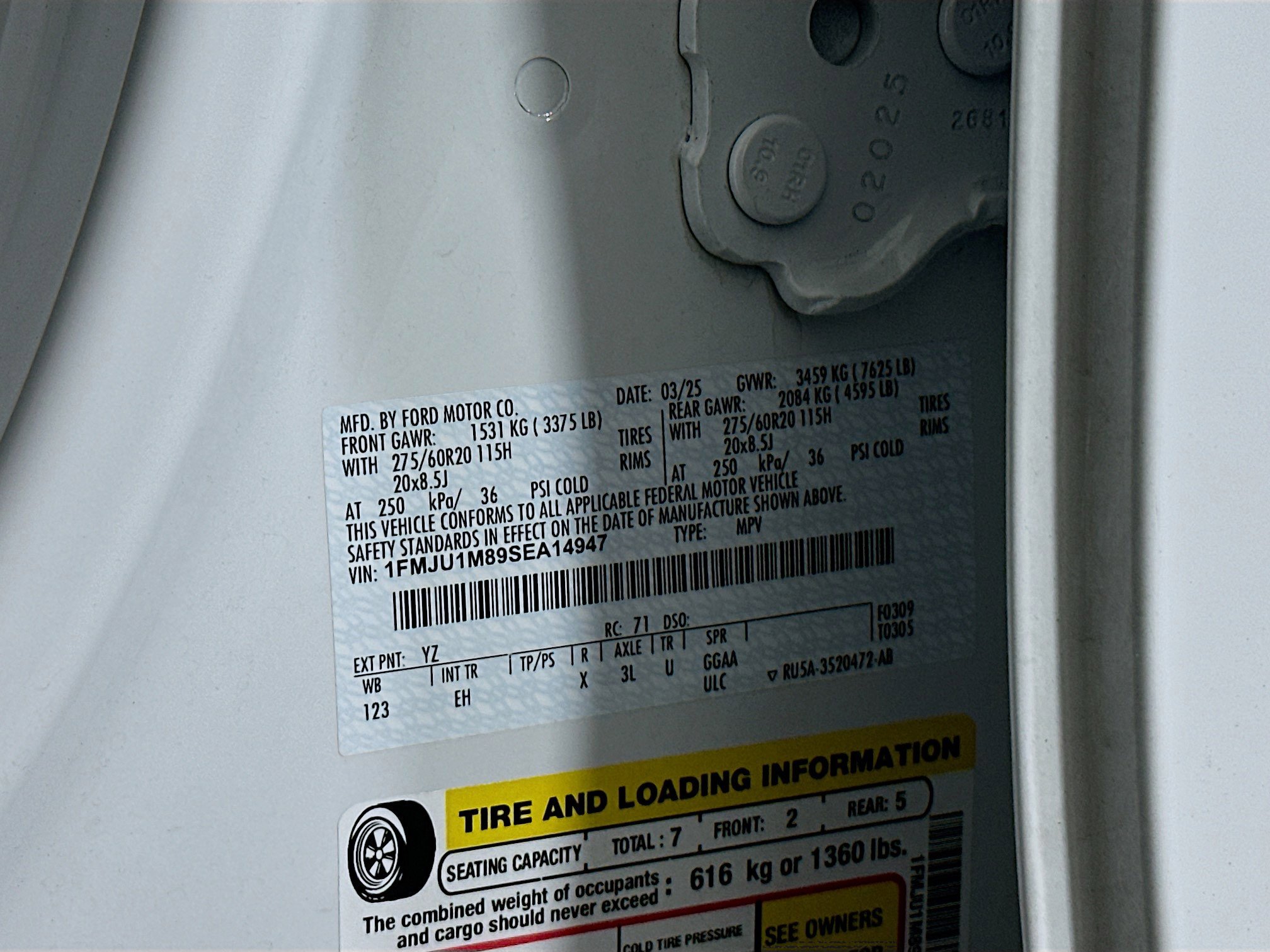 Used 2025 Ford Expedition Platinum image 12