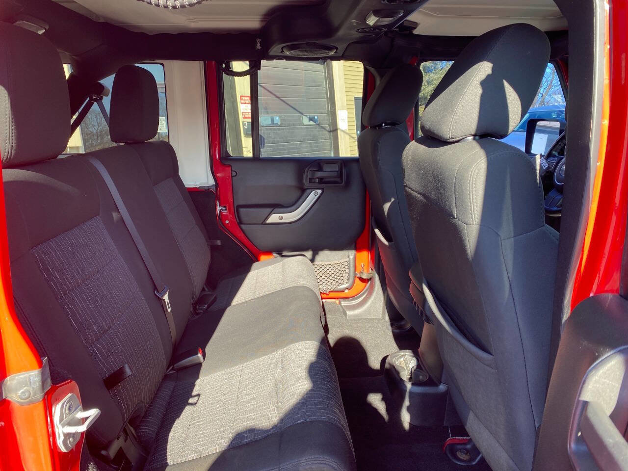 Used 2012 Jeep Wrangler Unlimited Sahara w/ Connectivity Group image 24