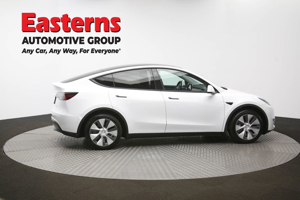 Used 2022 Tesla Model Y Long Range image 42