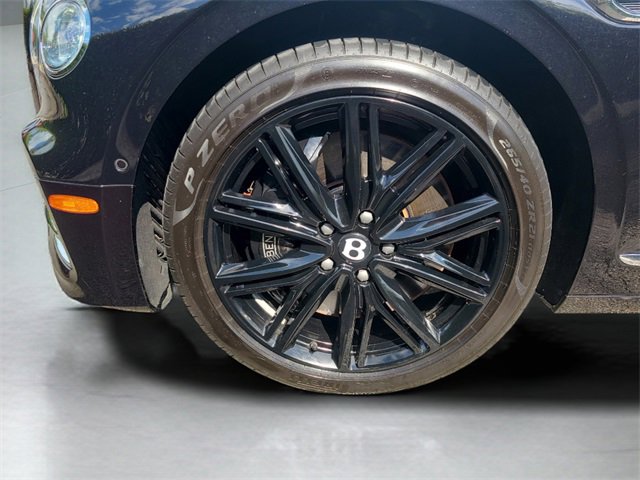 Used 2021 Bentley Flying Spur V8 image 12