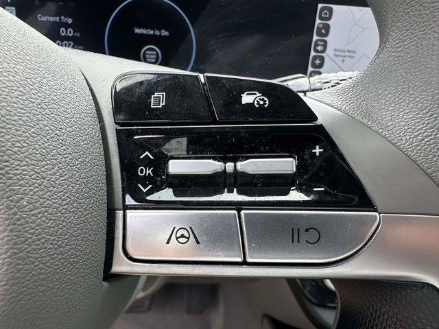 Certified 2024 Hyundai Elantra SEL FWD image 26