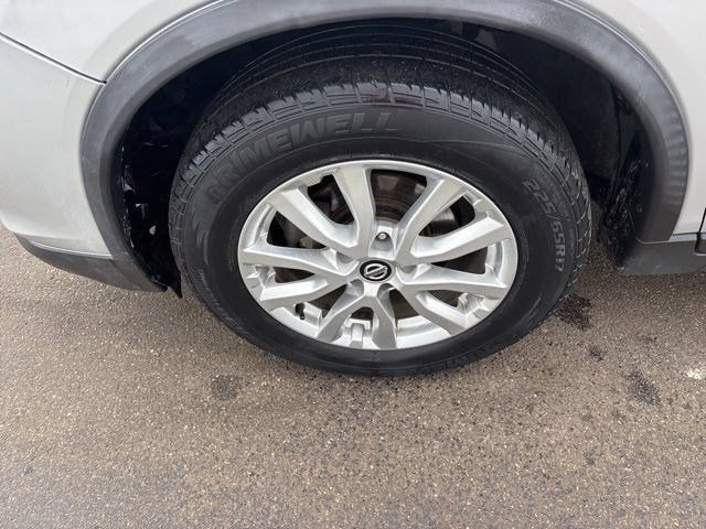 Used 2020 Nissan Rogue SV FWD image 45
