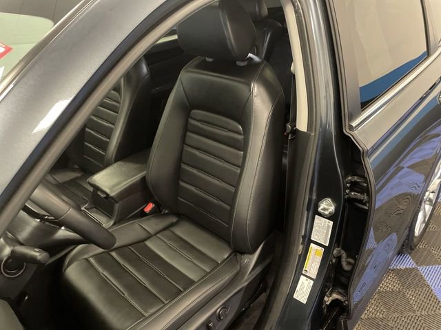 Used 2024 Honda CR-V EX-L image 11