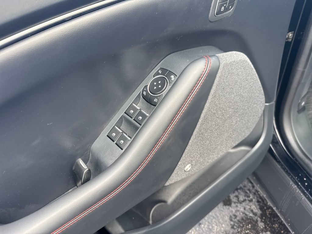 Used 2025 Ford Mustang Mach-E Premium w/ Sport Appearance Package image 30