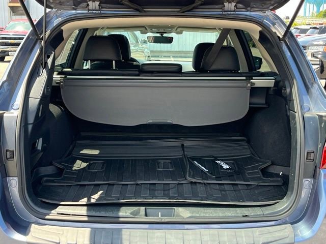 Used 2017 Subaru Outback 2.5i Limited AWD/4WD image 12