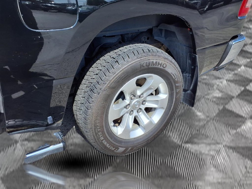 Used 2023 RAM 1500 Laramie AWD/4WD image 21