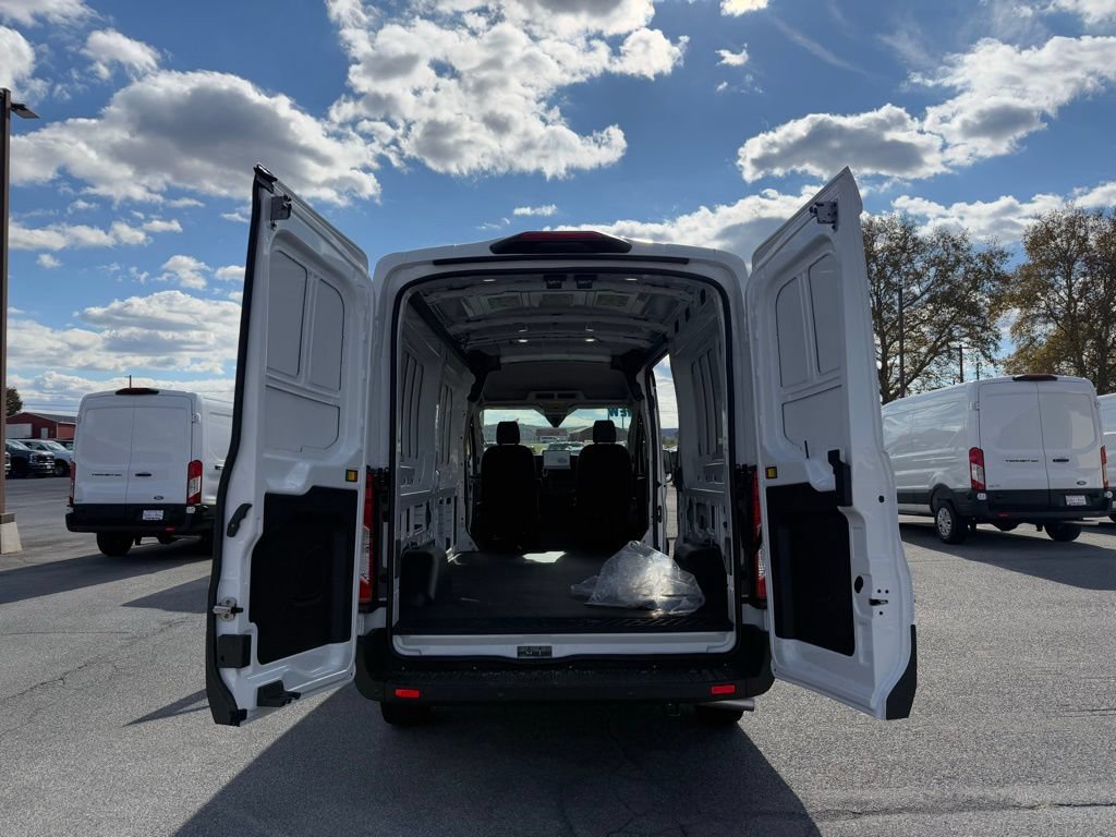 New 2026 Ford Transit 150 148 Medium Roof w/ Exterior Upgrade Package RWD image 24