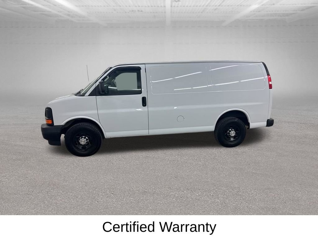 Used 2017 Chevrolet Express 2500 image 9