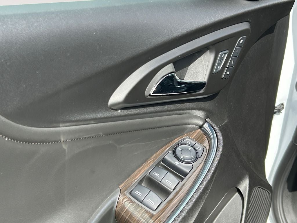 Used 2024 Chevrolet Malibu LT FWD image 21